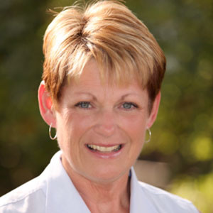 AL_NewSite_Headshots_0010_TR_ADMeyer